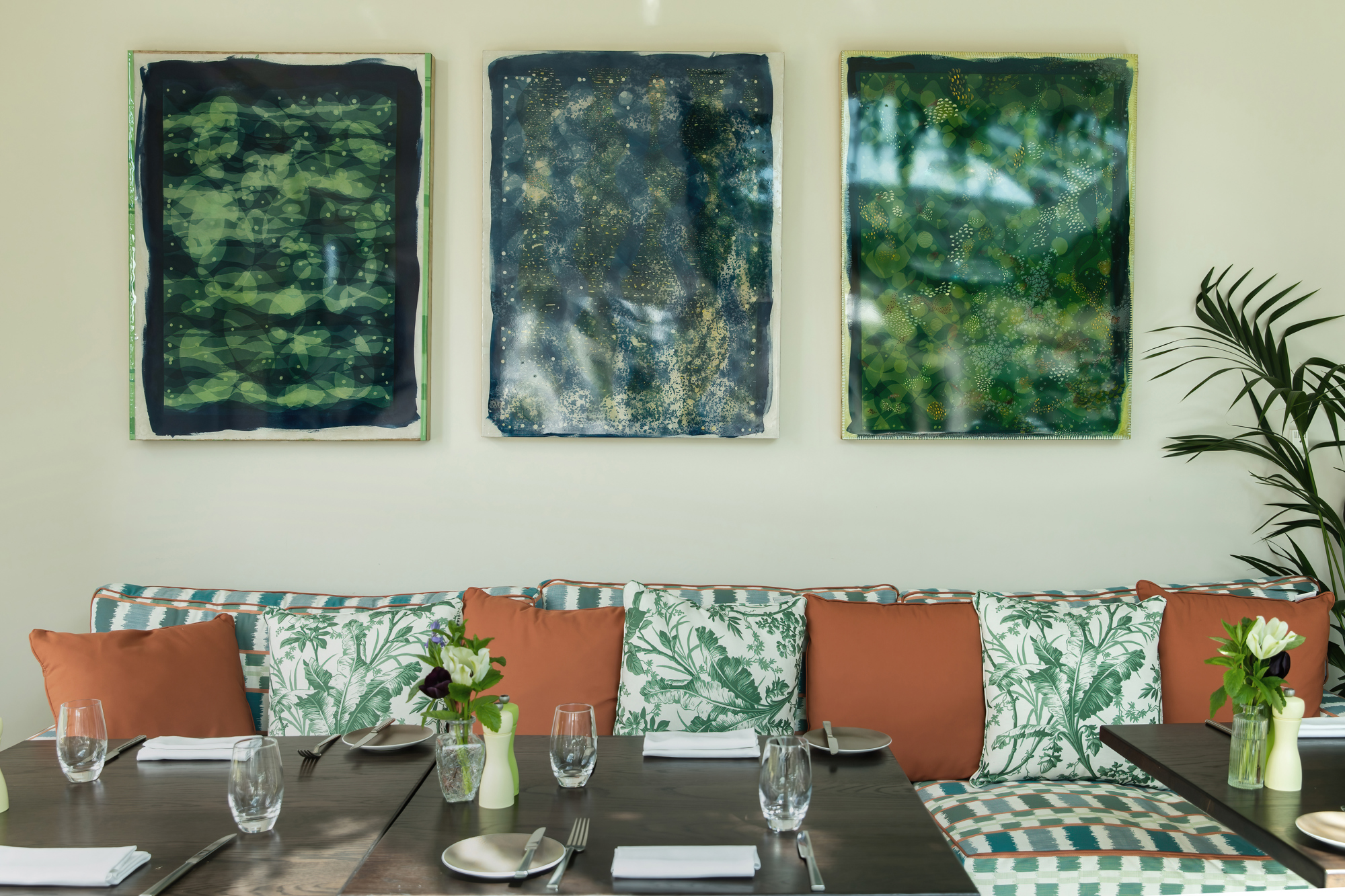 Cromlix2 Restaurant1 Hires (1)